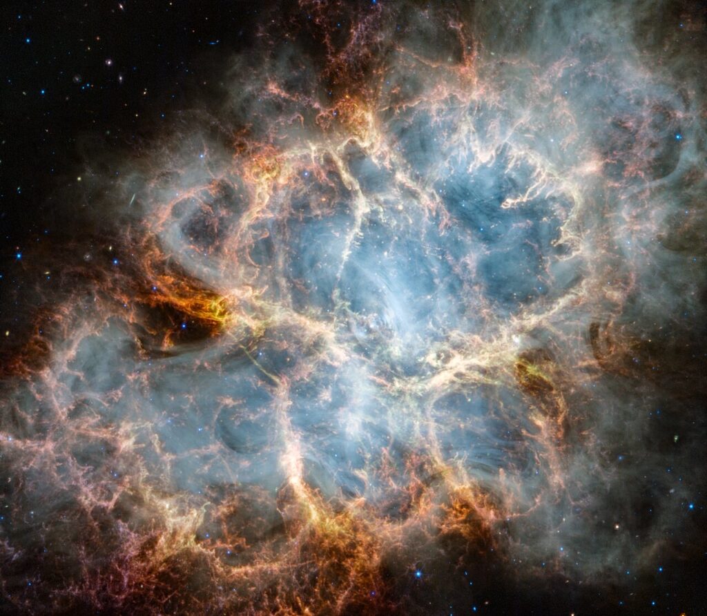 La Nebulosa del Granchio ripresa dalle camere NIRCam (Near-Infrared Camera) e MIRI (Mid-Infrared Instrument) del telescopio spaziale James Webb. Credits: NASA, ESA, CSA, STScI, T. Temim (Princeton University)